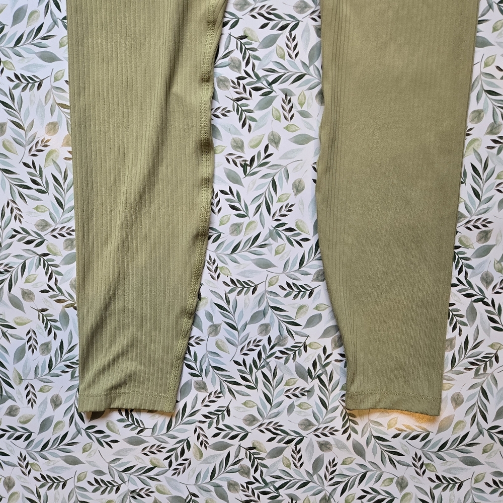 Ultra High-Rise Ribbed Leggings - Medium, Olive Green, NWT - Picture 5 of 11